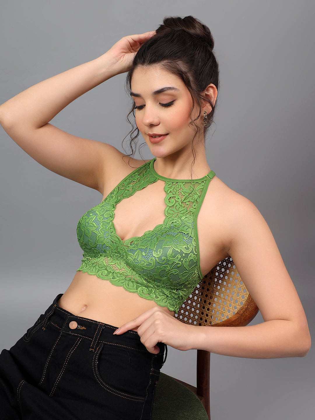 Effectinn Round Neck Padded Bralette