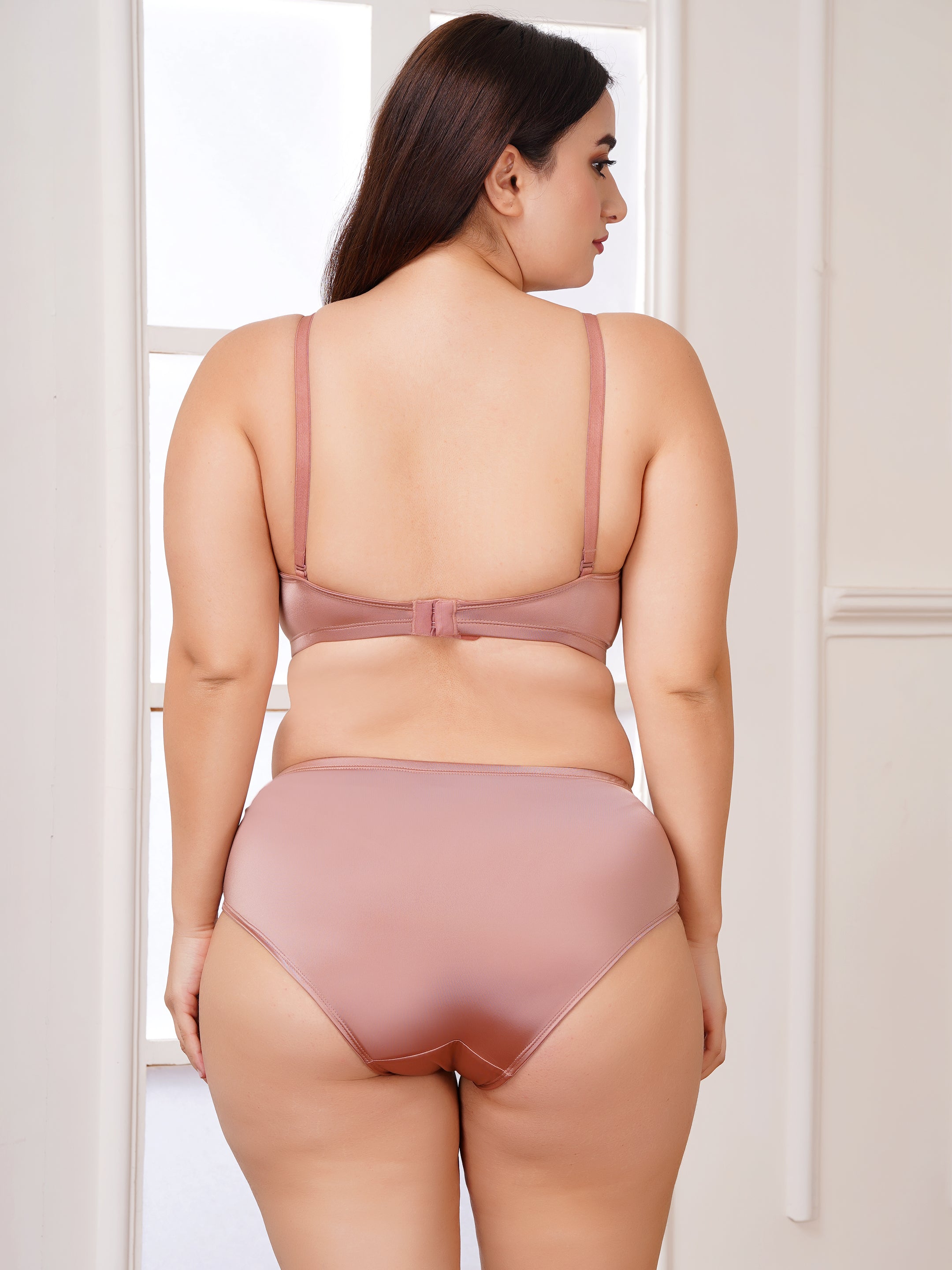 Effectinn"s Non Padded Glossy Lingerie Set (Shining Set) (Copy)