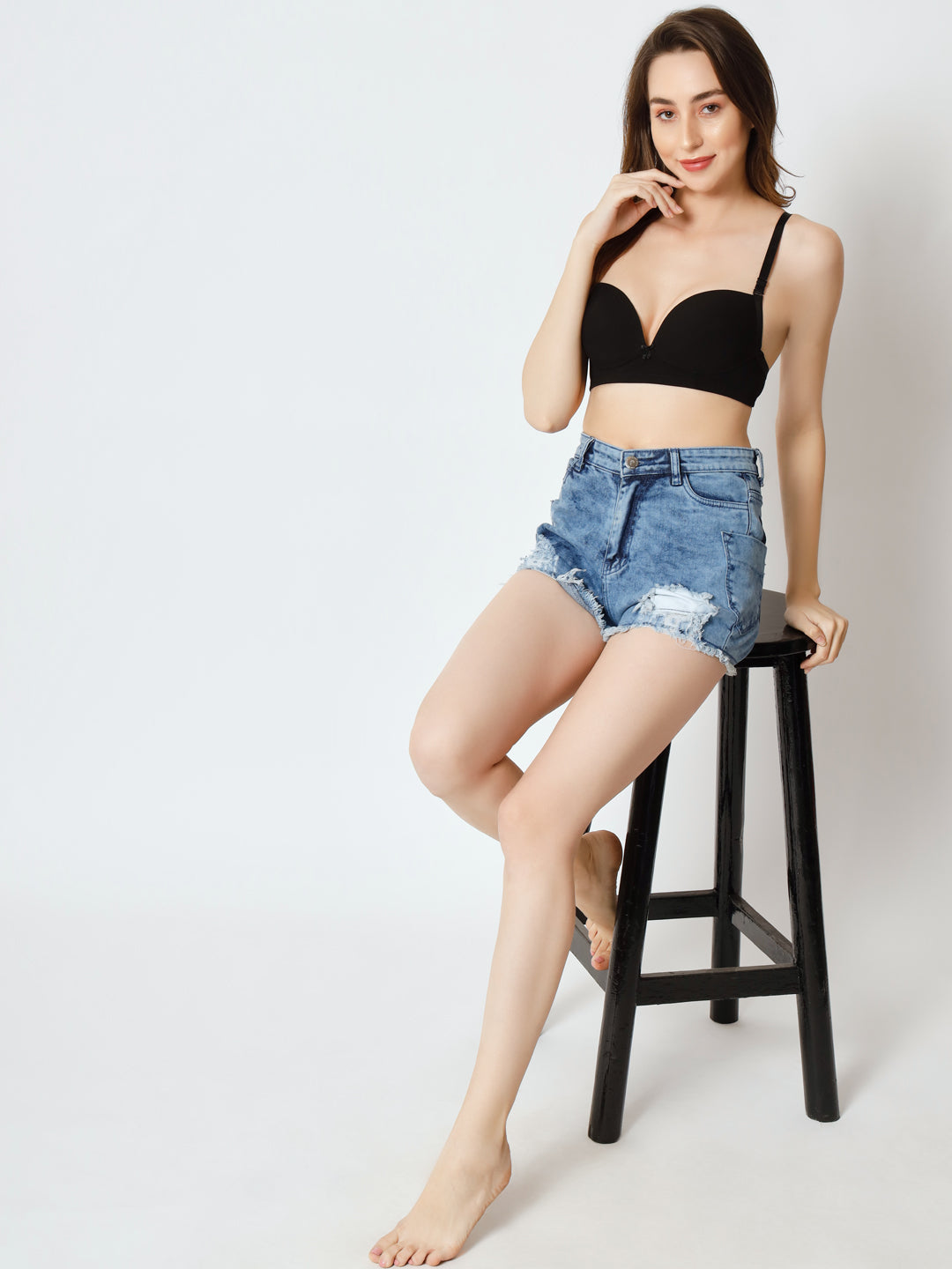 Padded Non-wired T-shirt Bra With Detachable Straps Eff_02