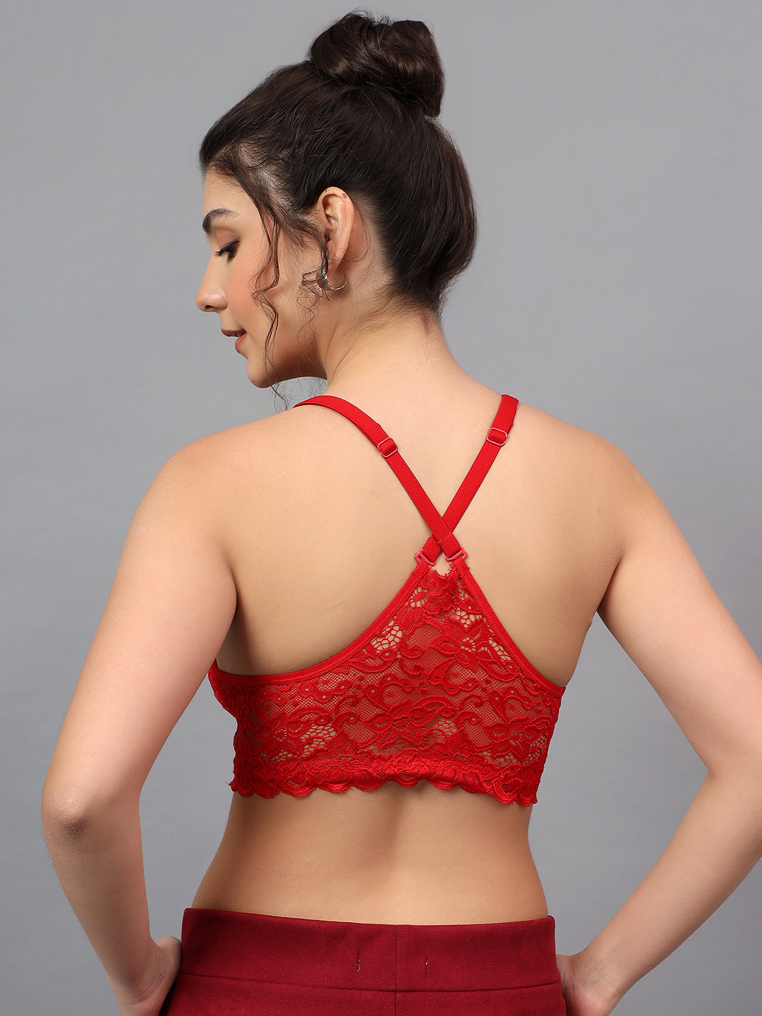 Effectinn Round Neck Padded Bralette