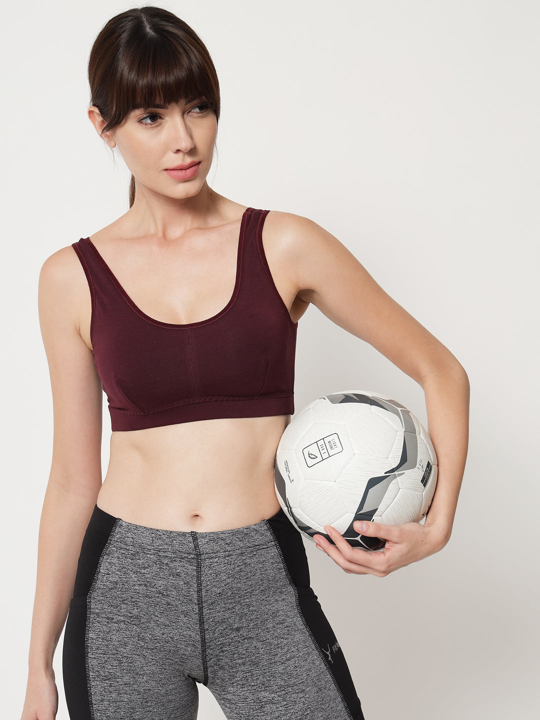 Effectinn' 1208  Solid Non padded Sports Bra (WINE)