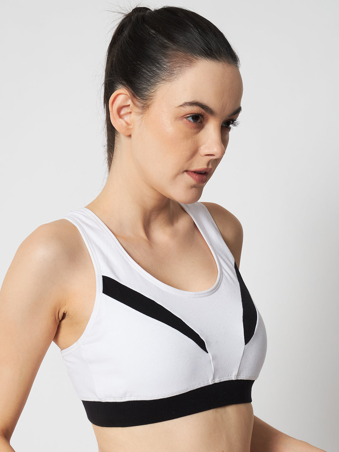 Effectinn's  CAT Sports Bra  with Removable Pads  (WHITE_BLACK)