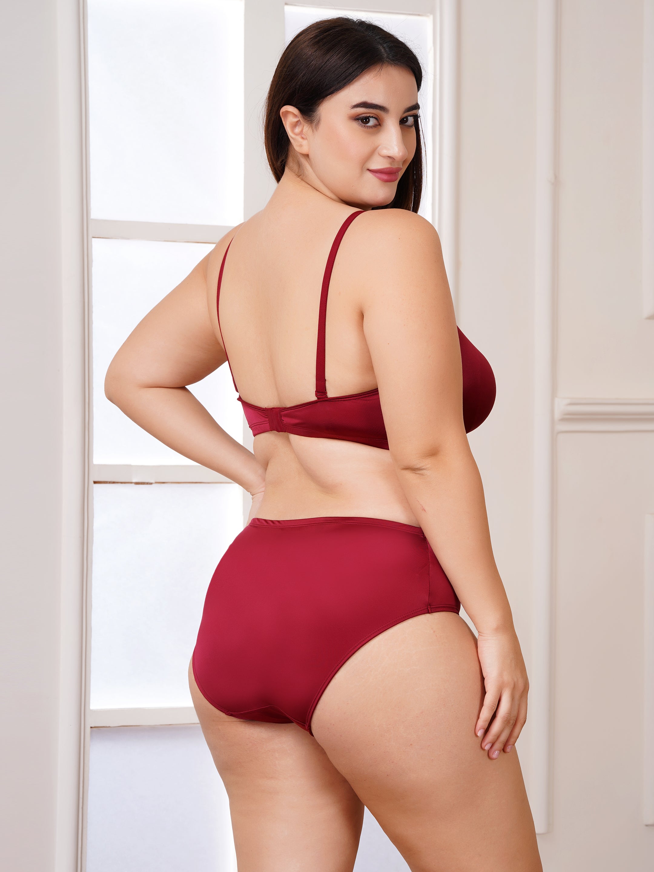 Effectinn"s Non Padded Glossy Lingerie Set (Shining Set) (Copy)