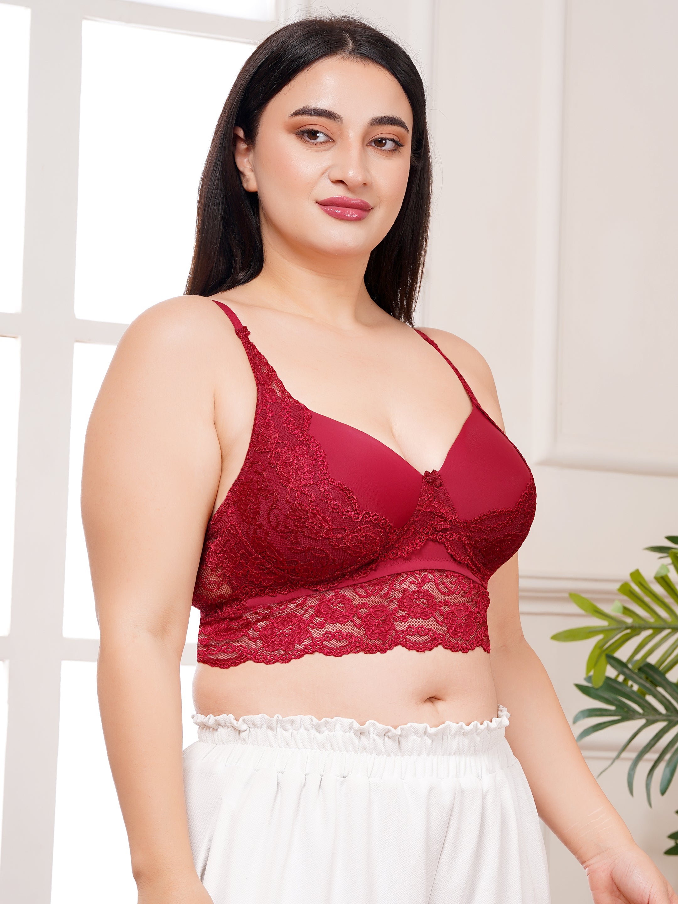 Elegant Effectinn Lace Premium Bralette – Stylish Front & Back Design (EFF_08)