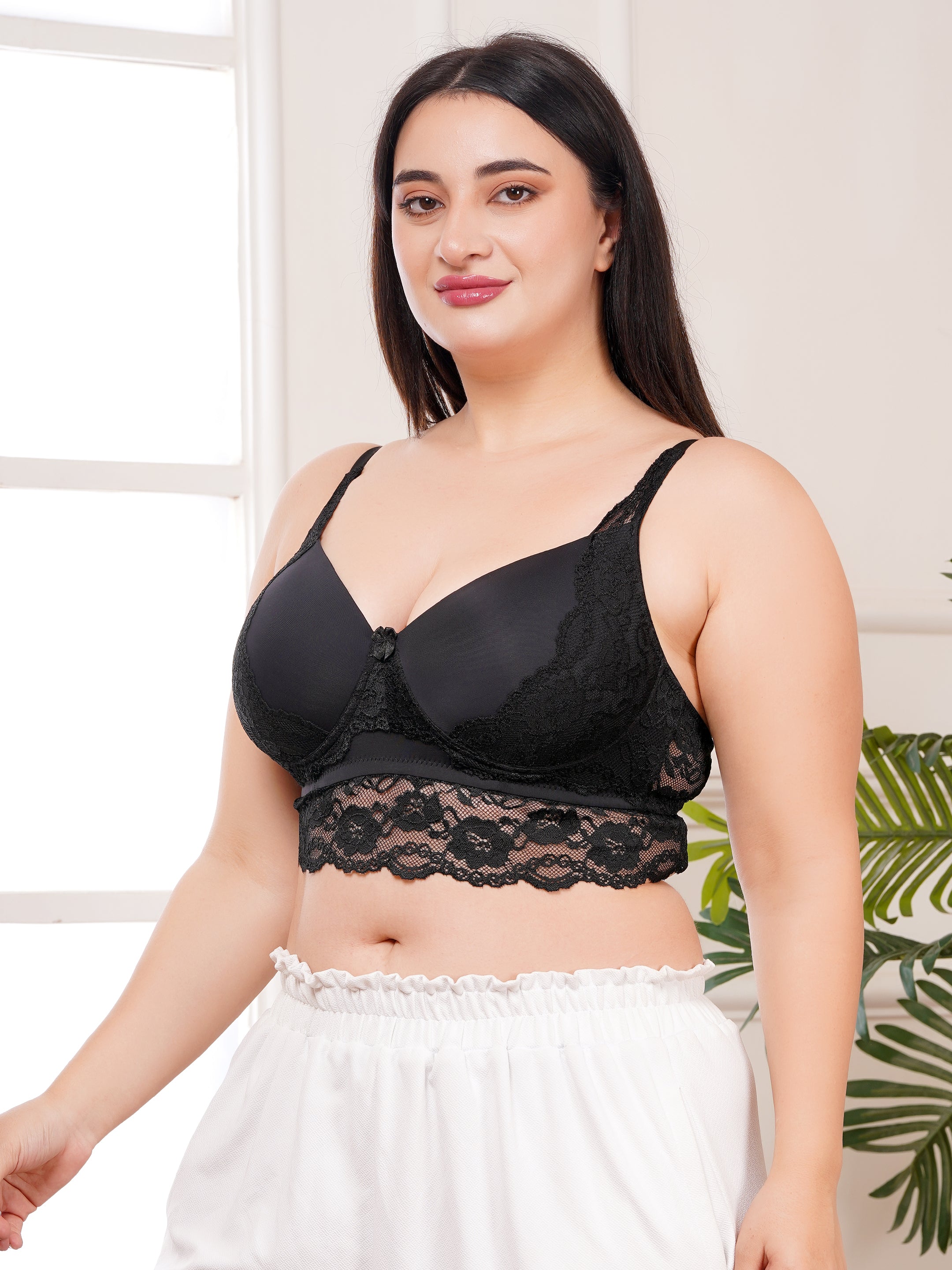Elegant Effectinn Lace Premium Bralette – Stylish Front & Back Design (EFF_08)