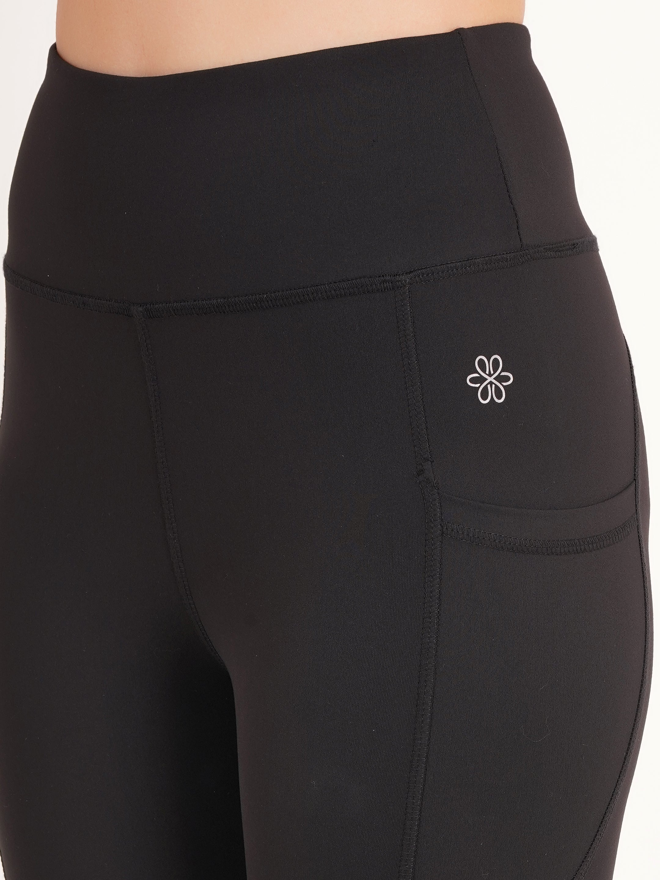 High-Waisted Ribbed Pocket Leggings | Black